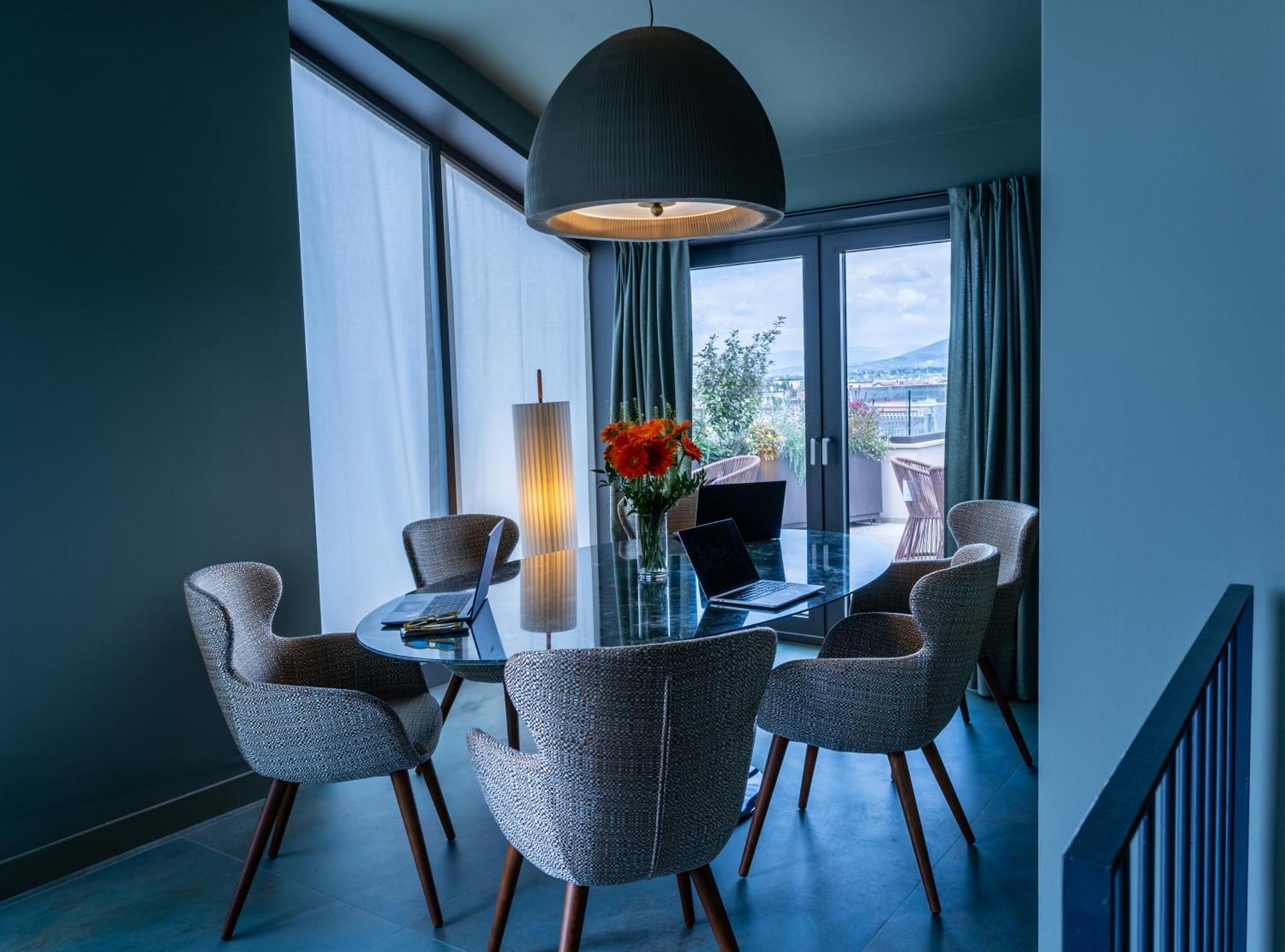 Columbus Urban Resort Флоренция Екстериор снимка Dining room