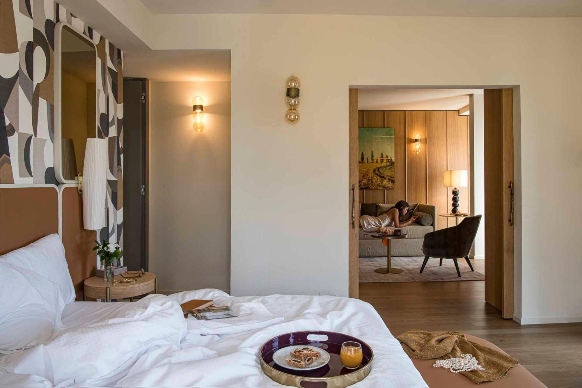Columbus Urban Resort Флоренция Екстериор снимка A suite at the hotel