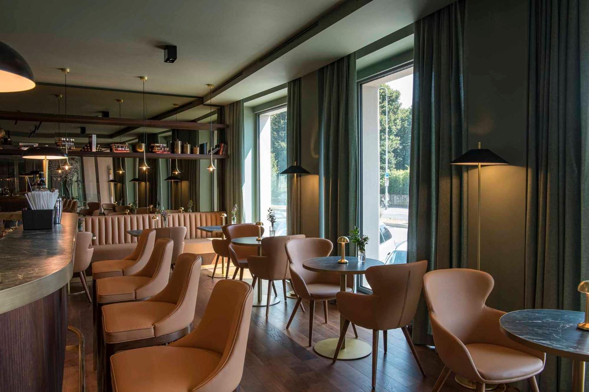 Columbus Urban Resort Флоренция Екстериор снимка The interior of the restaurant